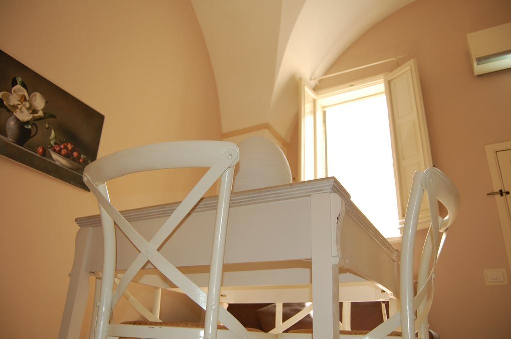 A Casa Di Francesca Apartment Lecce Ngoại thất bức ảnh