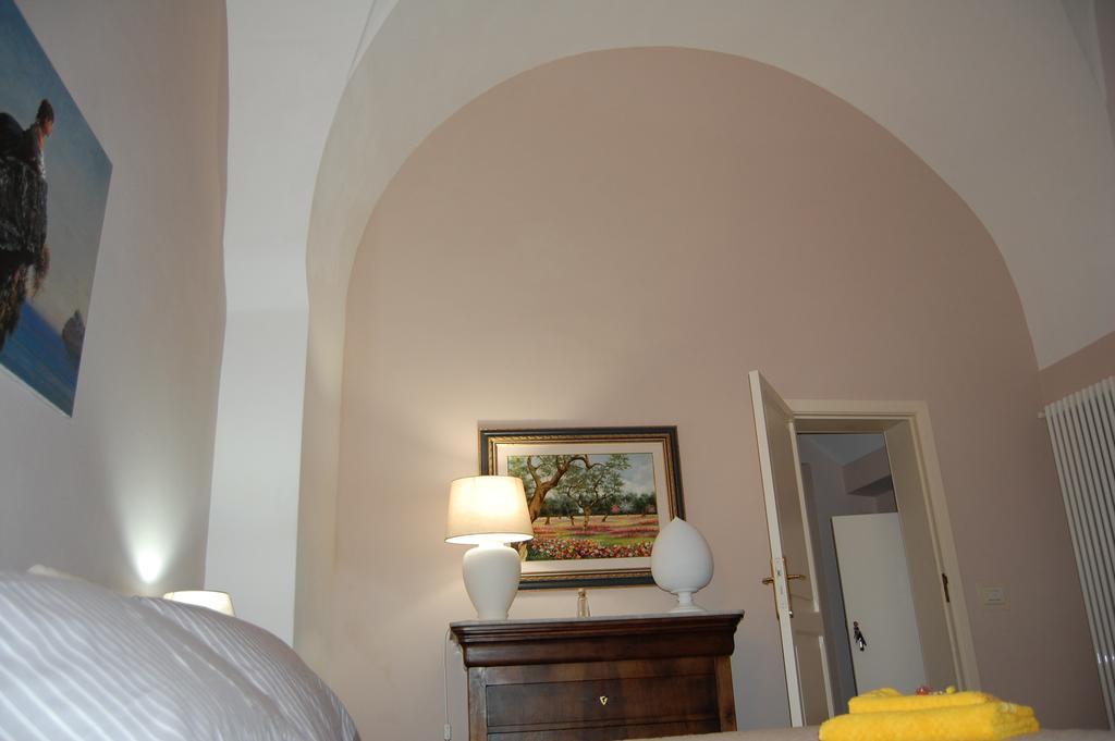 A Casa Di Francesca Apartment Lecce Ngoại thất bức ảnh