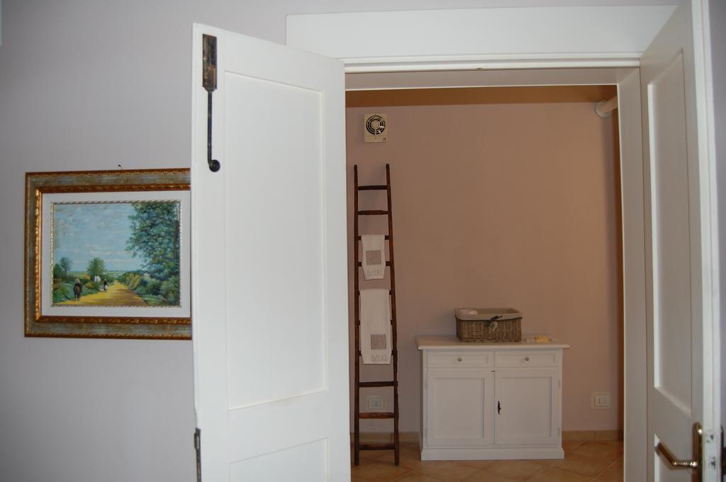 A Casa Di Francesca Apartment Lecce Ngoại thất bức ảnh